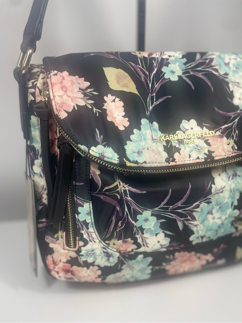 Karl Lagerfeld NWT Cara Nylon Messenger Floral Crossbody - Picture 14 of 16